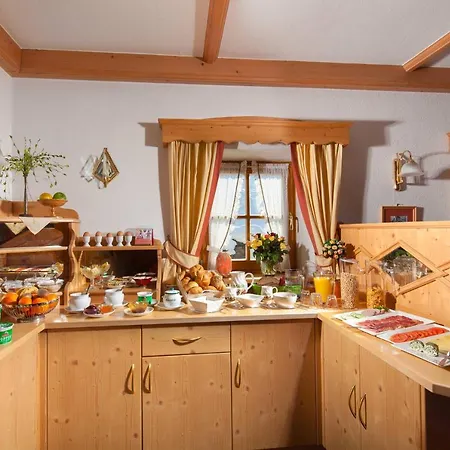 Rennlehen 게스트하우스 3*