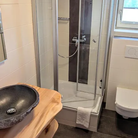 게스트하우스 Rennlehen 3*