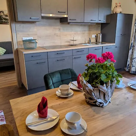 게스트하우스 Rennlehen 3*