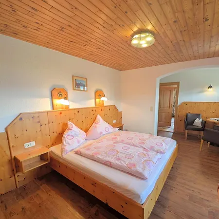 게스트하우스 Rennlehen